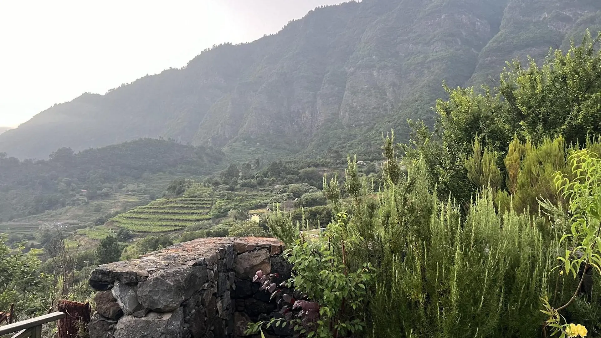 Mountain Retreat - Zembica By Atlantic Holiday São Vicente 펜션
